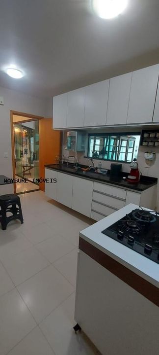 Casa de Condomínio à venda com 4 quartos, 250m² - Foto 13