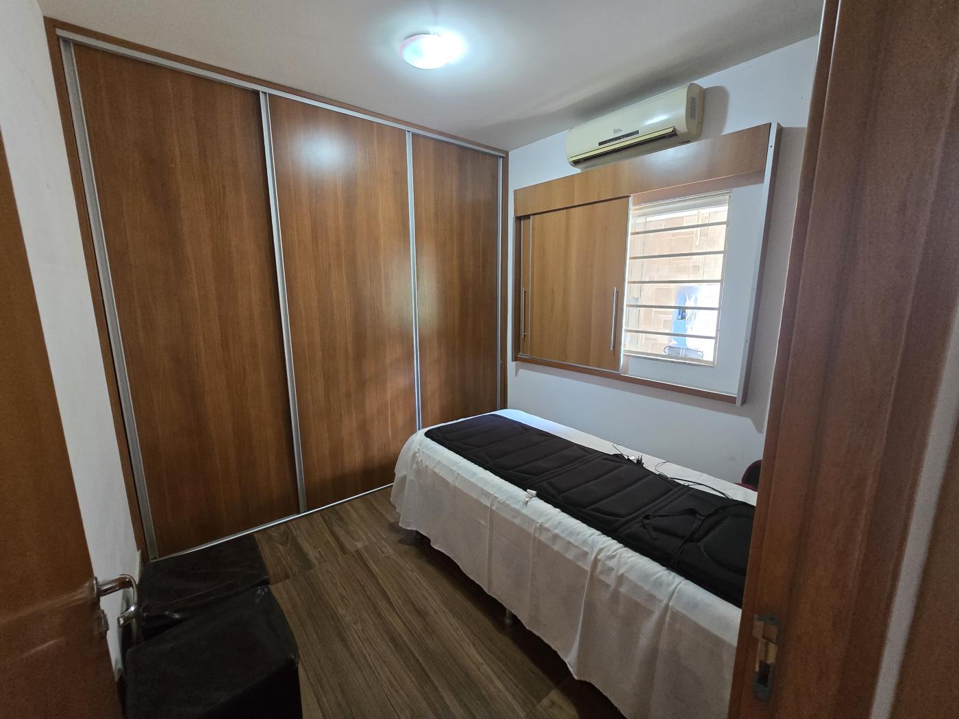 Casa de Condomínio à venda com 4 quartos, 70m² - Foto 4