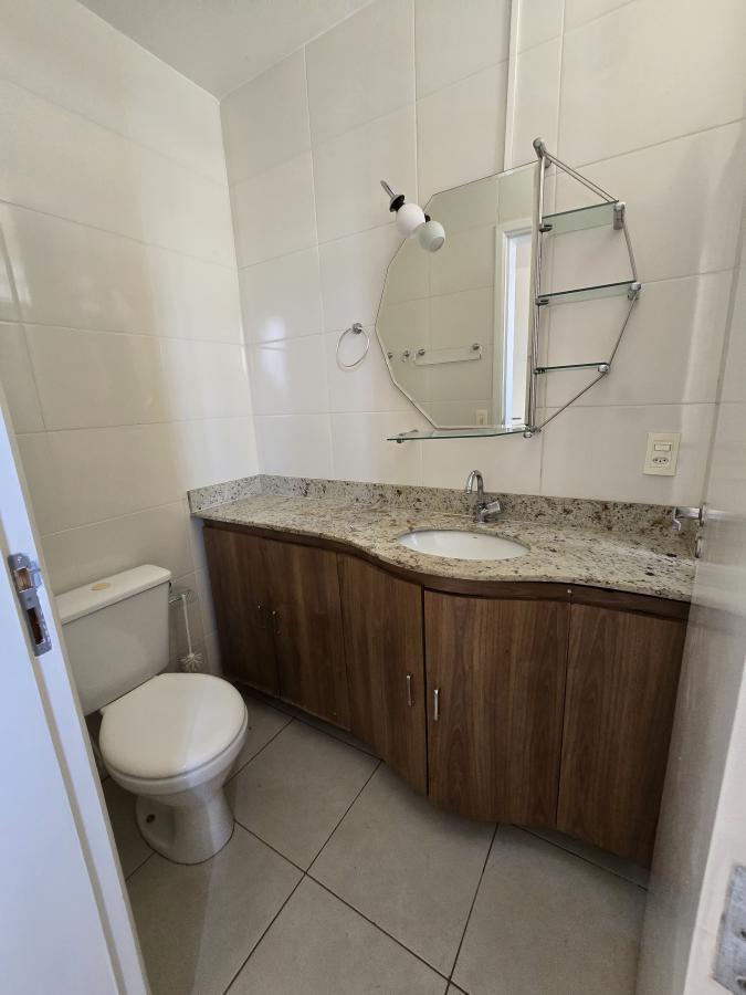 Apartamento para alugar com 3 quartos, 70m² - Foto 18