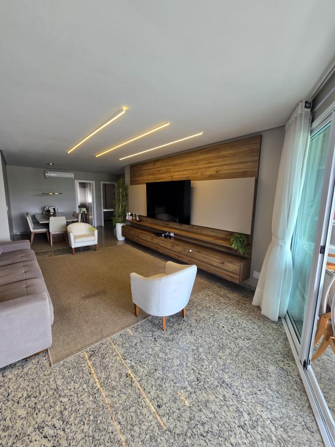 Apartamento à venda com 4 quartos, 178m² - Foto 3