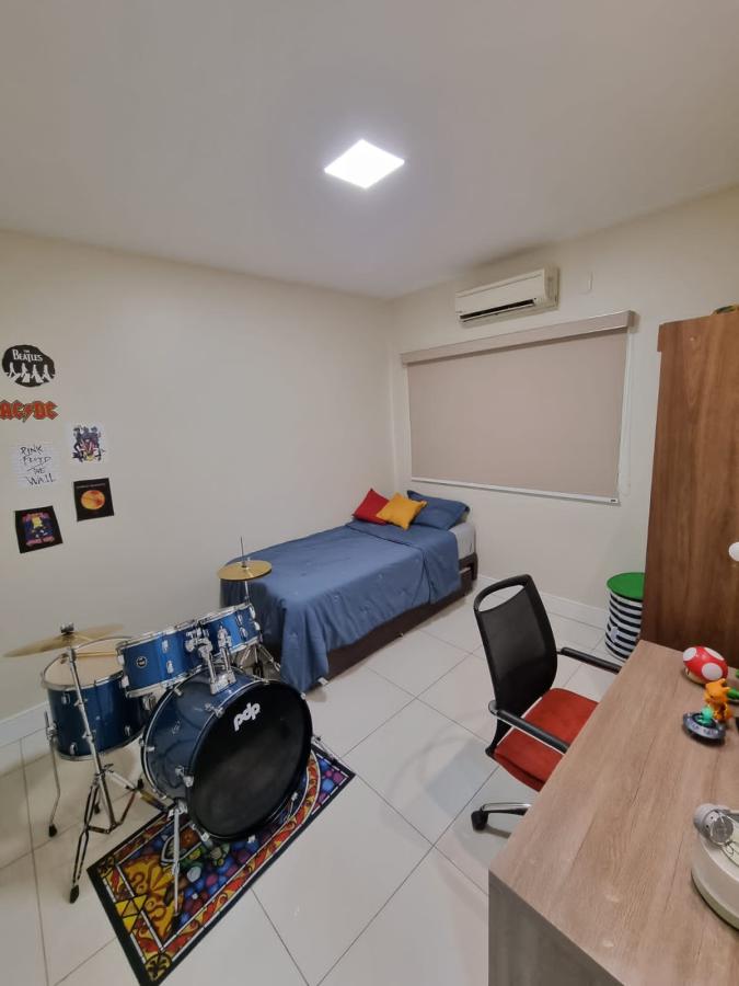 Apartamento à venda com 3 quartos, 160m² - Foto 4